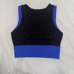 lululemon athletica color block Crop Top sz 8